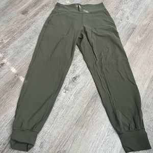 lululemon align jogger in dark olive